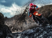 Panda Sports-欧冠淘汰赛之夜，德罗赞连续得分拉开差距—当篮球巨星闪耀绿茵场