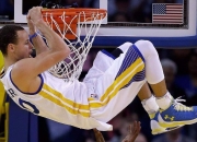 熊猫体育app-西亚卡姆爆发，山西队一波带走凯尔特人