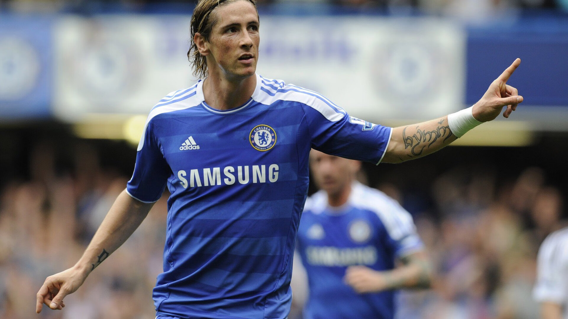 双城记，安联球场的争冠烽火与斯台普斯的末节狂飙